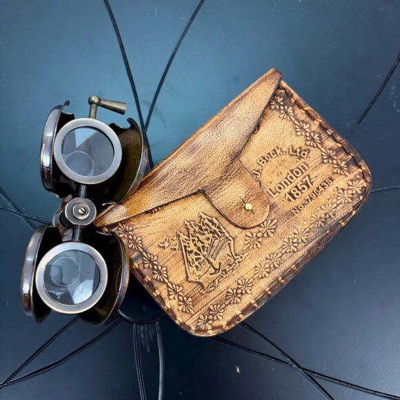 Brass Spyglass Folding Binocular Nautical Adventure in Handmade Leather Box Gift - Picture 8 of 11